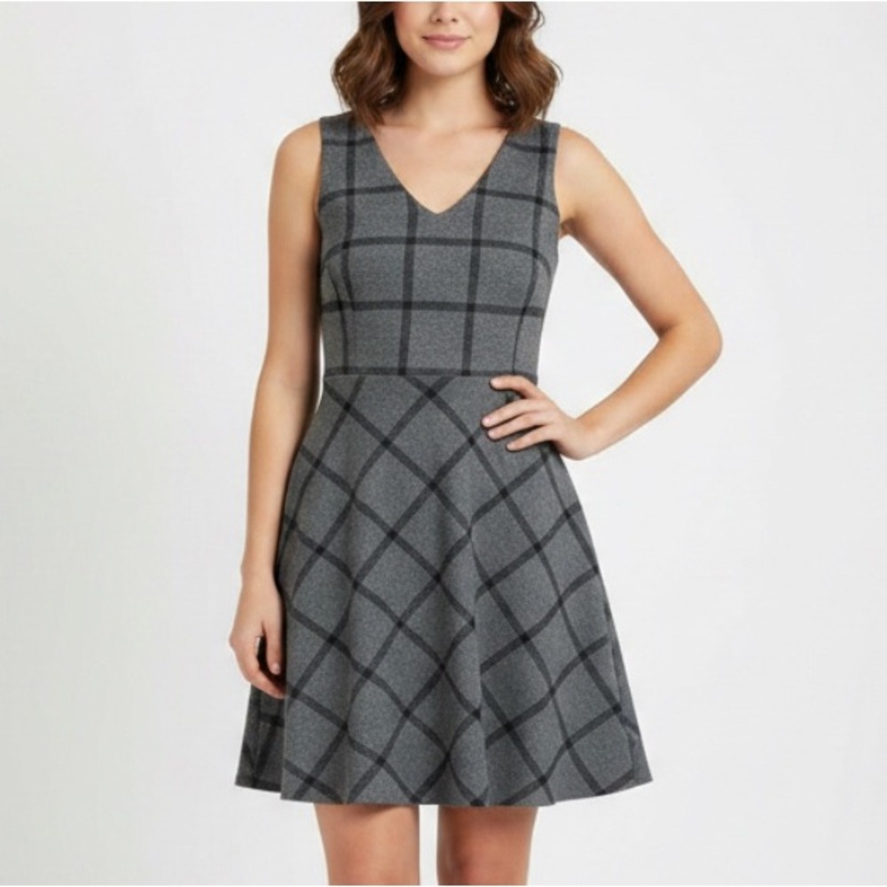 BANANA REPUBLIC Gray & Black Plaid SOFT KNIT TANK DRESS Fit-Flare Pockets 00P